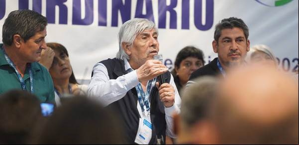 Paritarias en el primer año de Milei: uno por uno, qué gremios ganaron, empataron y perdieron frente a la inflación 