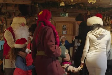 La increíble Navidad de Cristiano Ronaldo: viajó hacia el Polo Norte con Georgina Rodríguez y sus cuatro hijos para conocer la casa de Papá Noel