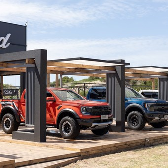 Las automotrices llegaron a la playa: qué novedades exhiben y cuáles son las actividades que ofrecen al público