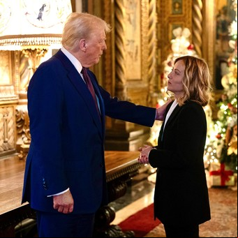 Por qué Giorgia Meloni viajó de urgencia a ver a Trump a su casa de Mar-a-Lago: los apuros de la primer ministro de Italia