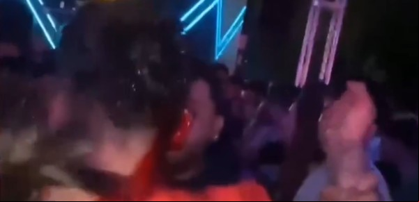 Batalla campal en un boliche de San Juan: le rompieron una botella en la cabeza 