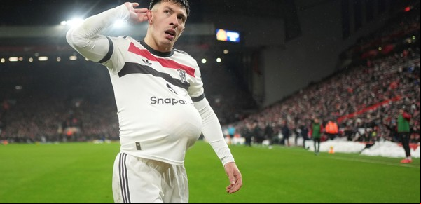 Un golazo con pan bajo el brazo: la historia de amor detrás del festejo de Lisandro Martínez para Muri López y su primera hija en Manchester
