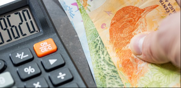 Los créditos a empresas y familias crecieron 86% en un año y sostiene la recuperación de la actividad y el consumo