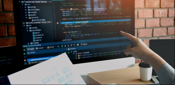 Lanzan 1.400 becas gratuitas para aprender programación y habilidades digitales desde cero: cómo aplicar