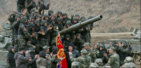 Guerra en Ucrania: Corea del Norte presiona a sus soldados para que se suiciden antes de ser capturados