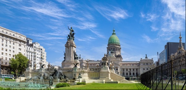 Carta natal de la Argentina: qué le espera al país en el 2025, según la astrología