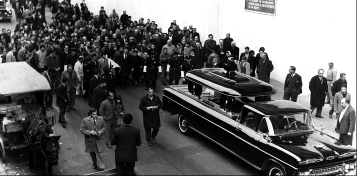 24 de junio de 1968, el día después de la tragedia de Puerta 12. Foto: Clarín.