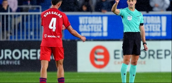Detuvieron a un jugador de Sevilla involucrado en apuestas deportivas: Kike Salas recibió siete amarillas en nueve fechas