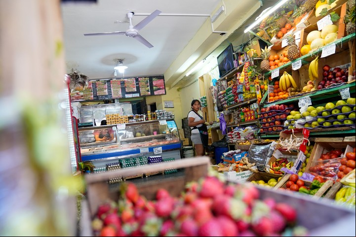 El Indice de Precios al Consumidor (IPC) de diciembre marcó 2,7% y el 2024 cerró con una inflación del 117,8%, lejos del 211,4% que marcó el 2023. Foto: Maxi Failla