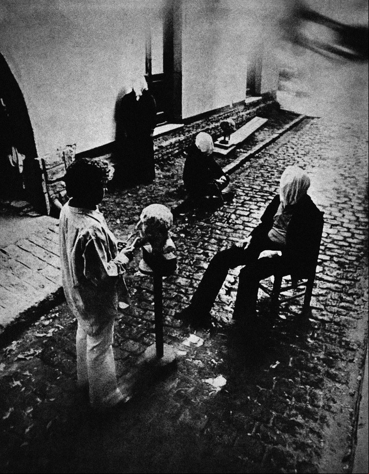 Jorge Luis Gigliotti - Taller del maìs allaì. Medalla de honor monocromo. 1978. Salón de noche. Foto: gentileza.