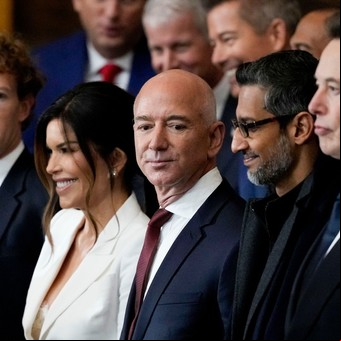 Los "siete magníficos" del mundo tech, atrapados en la guerra comercial: uno a uno, cómo es su relación con Donald Trump