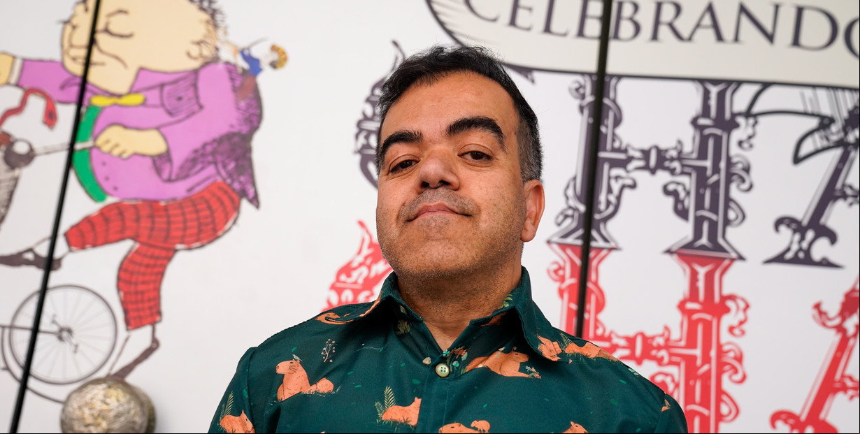 La dura historia de Leo Raff, el actor de baja estatura que supo pegar el salto y trabajar con lla, Alfredo Casero y Beto Casella