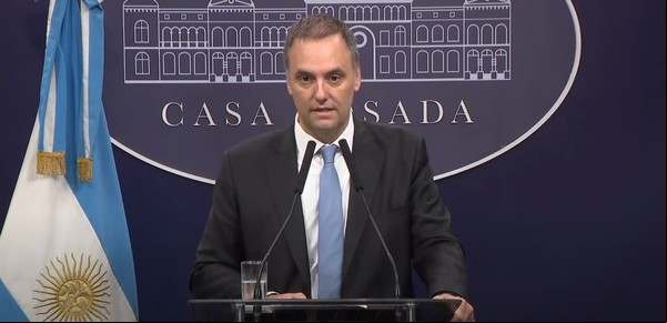 Cambio de género en menores: cómo es hasta ahora y qué tiene que hacer el Gobierno para prohibirlo 