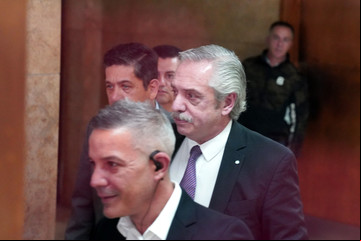 Alberto Fernández quedó a un paso de ir a juicio oral por lesiones físicas y maltrato psicológico sobre Fabiola Yañez
