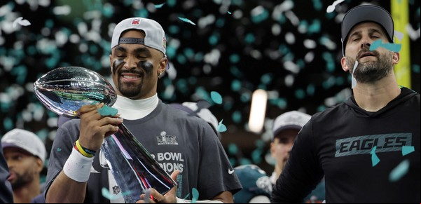 Super Bowl LIX: Philadelphia Eagles le dio una paliza a Kansas City Chiefs ante la mirada de Messi y Trump y tras una feroz silbatina para Taylor Swift