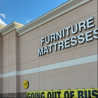 Una legendaria cadena de venta de muebles, colchones y electrónica cerrará todas sus tiendas

La cadena de outlet más antigua se declaró en quiebra