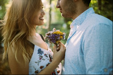 ¿Recibir flores mejora la salud mental?: nuevo hallazgo científico