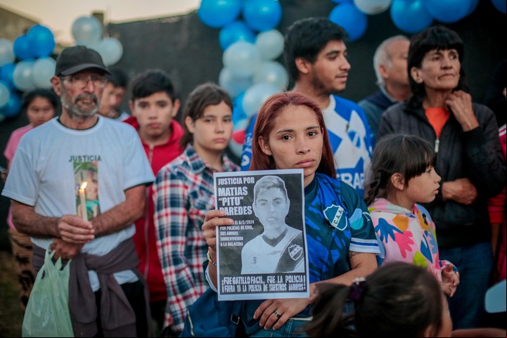 Fuerte reclamo por justicia por Matías Paredes a una semana del crimen en manos de policías de la Bonaerense. Foto Diego izquierdo