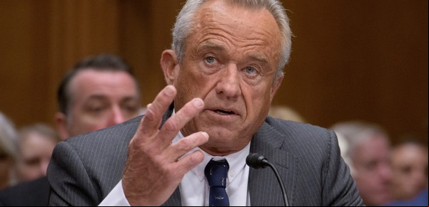 Robert F. Kennedy Jr: la vida de tragedias, denuncias y polémicas del funcionario de Trump que llega mañana 