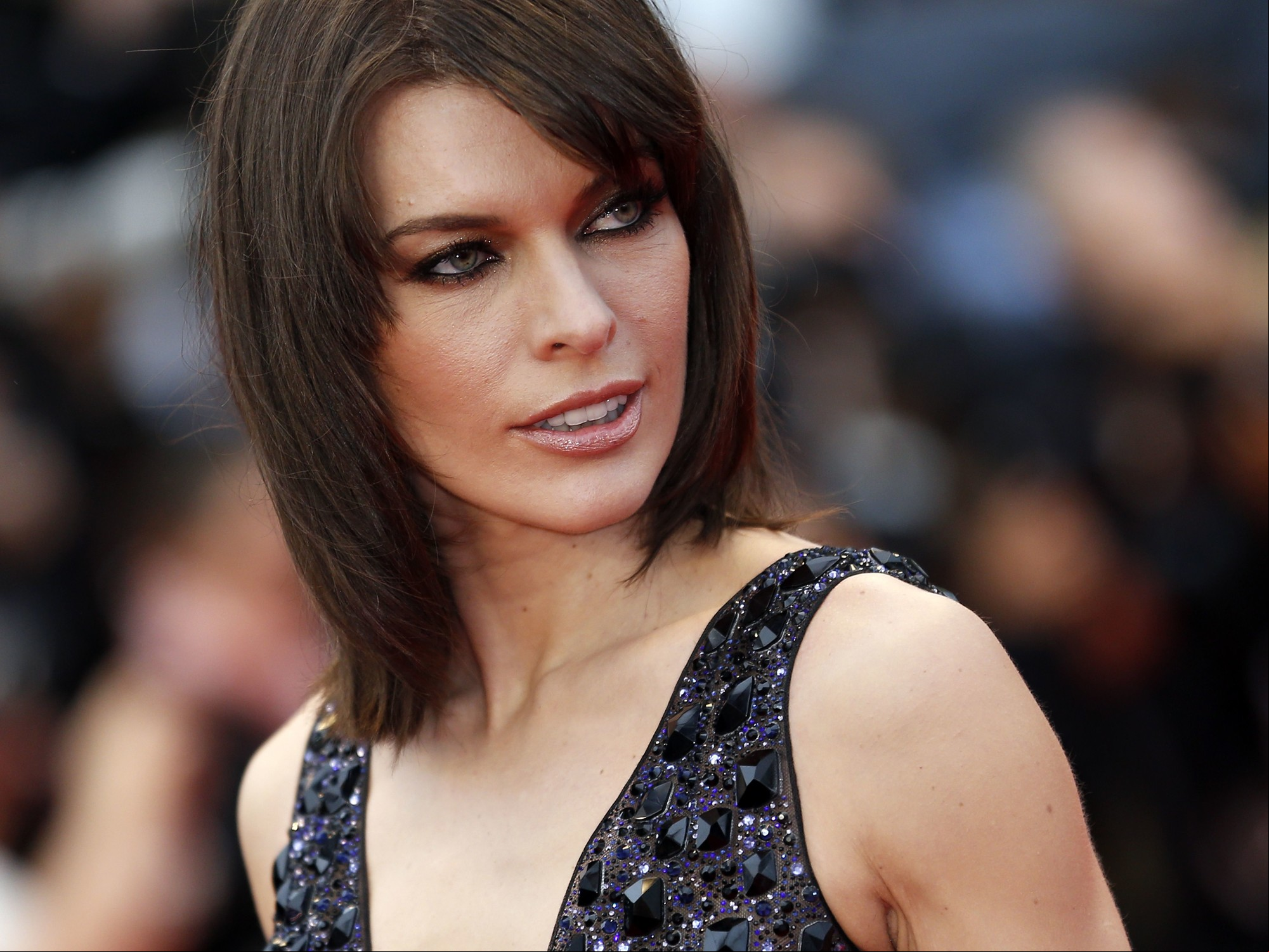 La belleza sin igual de la ucraniana Milla Jovovich. Estilo inconfundible./ AFP/ Valery Hache.