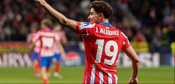 La astronómica cifra que podría pagar el Manchester United por Julián Álvarez para convertirlo en un futbolista récord