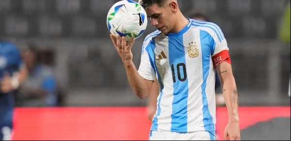 Argentina cayó ante Paraguay y el título del Sudamericano Sub 20 fue para Brasil, a quien había goleado 6-0 en la fecha inicial