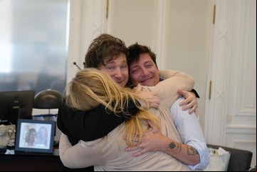Tensión en la cúpula del Gobierno entre Karina Milei y Santiago Caputo por el armado de listas y la estrategia electoral 