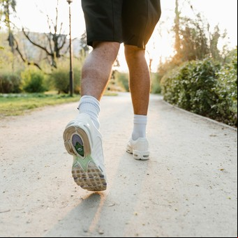Caminar 10.000 pasos: ¿Cuántos kilómetros son y cómo impacta en tu salud cardiovascular?