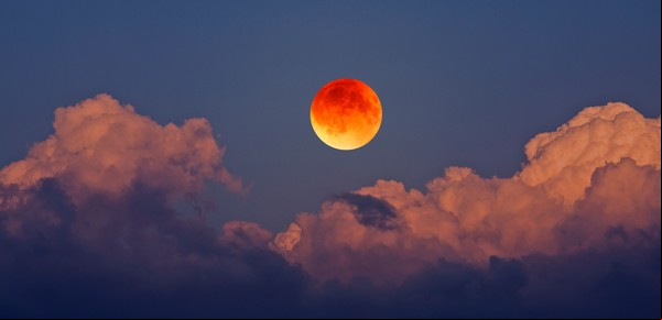 Luna llena en Virgo y eclipse lunar de marzo 2025: significados astrológicos y espirituales y qué signos estarán más afectados