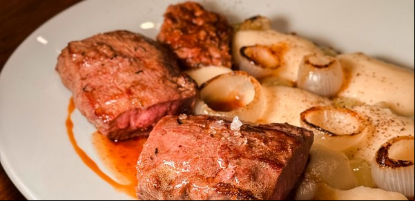 En Villa Crespo, un restaurante donde comer desde los mejores vegetales hasta cordero en su punto perfecto