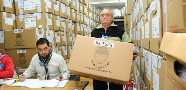 Del récord de cinco votaciones a solo una, desdoblamientos y dos gobernaciones: las claves del calendario electoral 2025, provincia por provincia