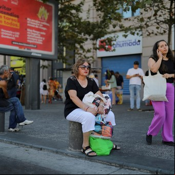 Los videos y las fotos del apagón masivo en Chile: caos de tránsito, metro evacuado y comercios a oscuras