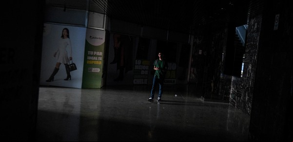 Qué causó el apagón masivo en Chile que obliga a suspender desde clases al festival de Viña del Mar