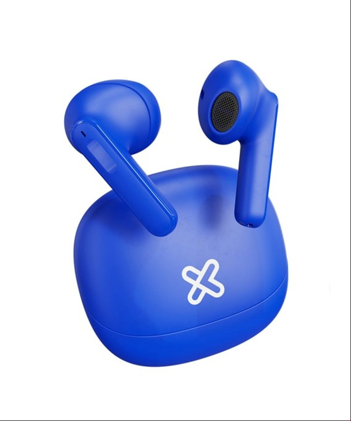 Muy livianos, tienen versión Bluetoooth 5.3. Reducción de ruido y a prueba de salpicaduras. $ 75.000.