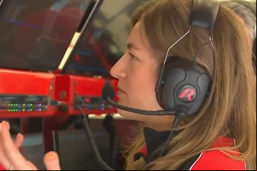 Fórmula 1, tests de Bahréin, día 2: Hamilton y Sainz volaron, el toque de Piastri y el enojo de la nueva ingeniera de Haas con el francés Ocon