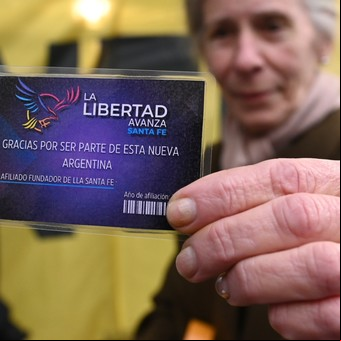 Dos nuevas encuestas midieron para la elección que obsesiona a Mauricio Macri y los Milei