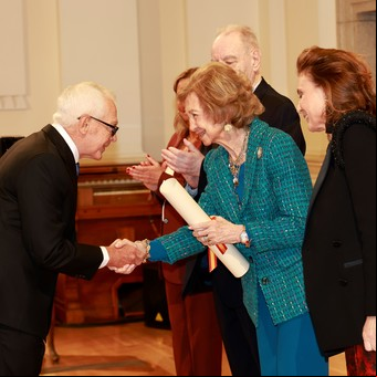 Eduardo Costantini recibió el Premio Iberoamericano de Mecenazgo 2025 de manos de la Reina Sofía