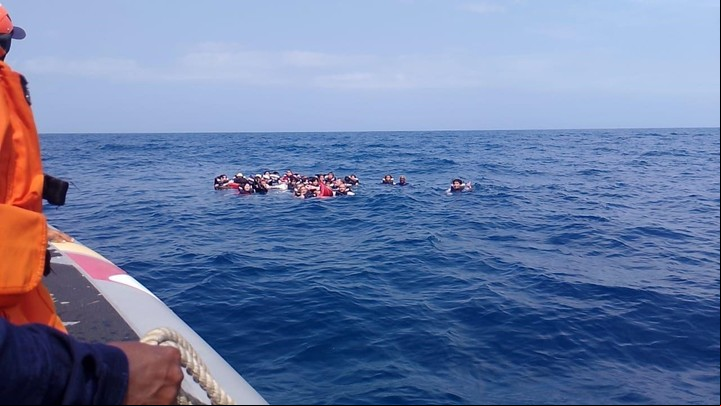 El momento en que comenzó el rescate de los náufragos y la historia se empezó a enderezar.