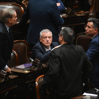 La oposición cierra filas, avanza con la comisión del escándalo cripto y prepara otro golpe para quedarse con la AGN