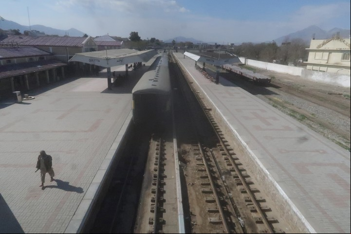 Todos los servicios del ferrocorril fueron suspendidos. Foto: EFE