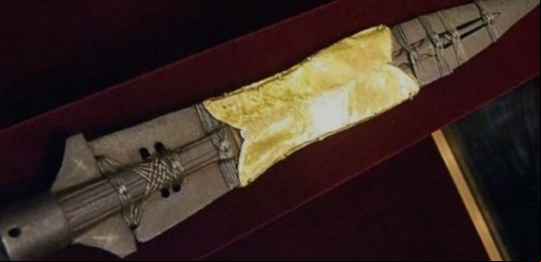 El Vaticano mostró al público la lanza que atravesó a Jesús