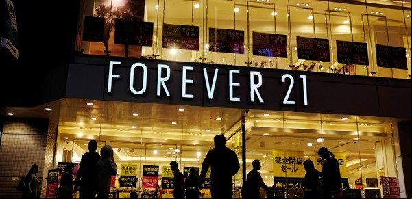 Forever 21 quiebra y anuncia una importante liquidación: qué tiendas se verán afectadas