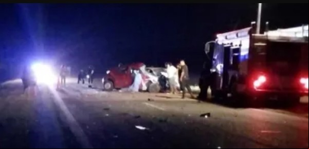 Trágico choque en una ruta cerca de Viedma: cuatro personas murieron y otras cuatro están heridas