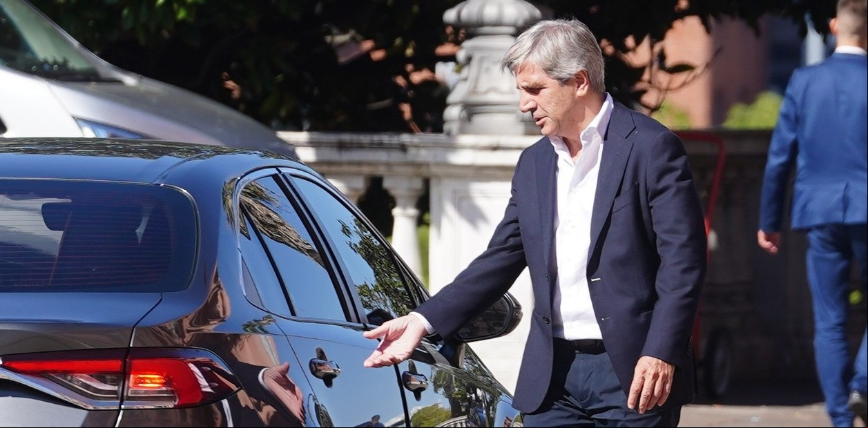 Con el DNU aprobado, Caputo espera la firma inminente de un acuerdo técnico con el FMI: los próximos pasos