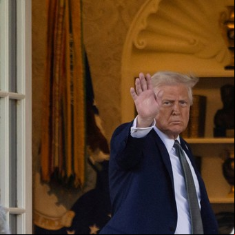 Donald Trump insultó a un juez y el titular de la Corte Suprema salió a frenar al presidente