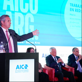 Hombre de Caputo negó diferencias del equipo con Milei y dijo que la suba del dólar "no es preocupante"