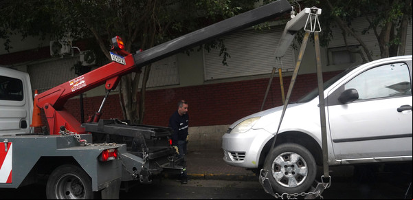 Multas de tránsito: el costo extra que encarece una de las infracciones más comunes y también aumentó