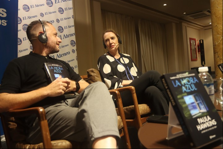Presentación del libro de Paula Hawkins, La hora azul, en Buenos Aires. Foto: gentileza editorial Planeta.