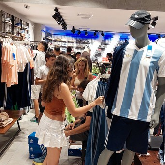 Ya no somos todos de clase media: cómo se perciben hoy los argentinos en la pirámide social