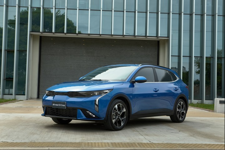Kia K3, con carrocería de 5 puertas.
